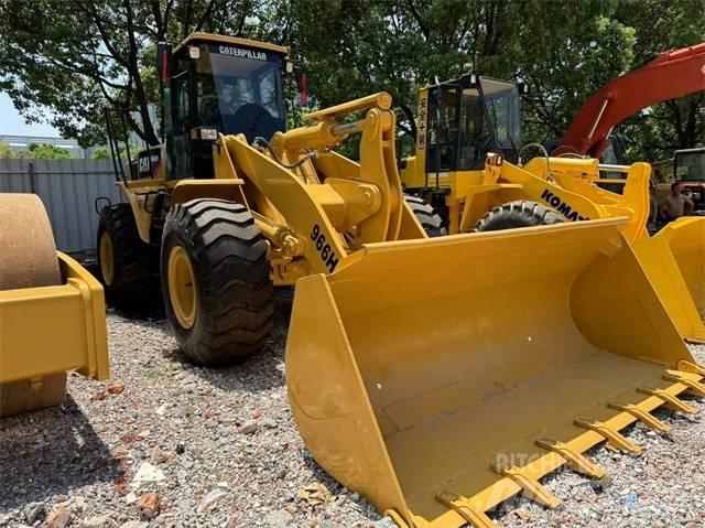 CAT 966 H Gumikerekes homlokrakodók