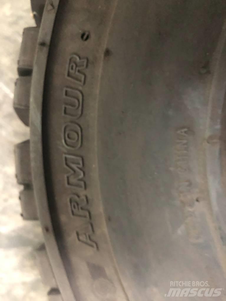 Armour 21x8-9 Gumiabroncsok, kerekek és felnik