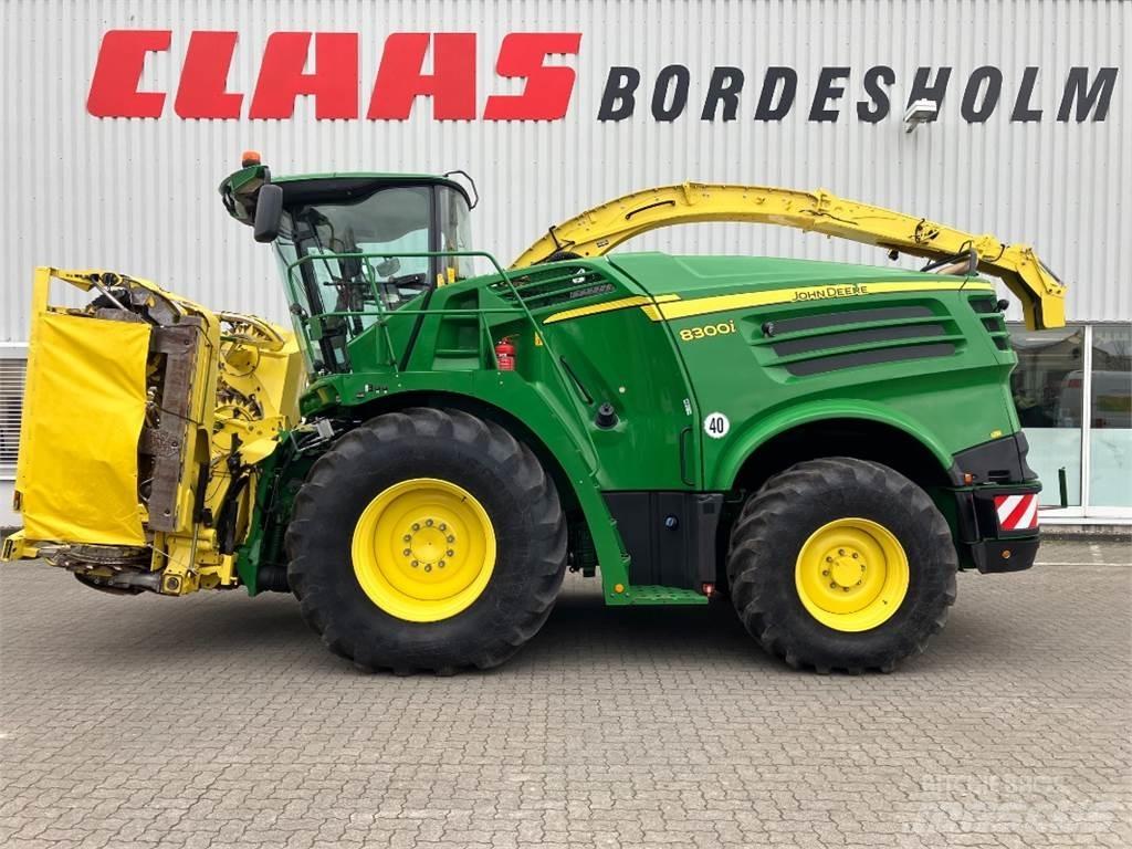 John Deere 8300i Szecskázók