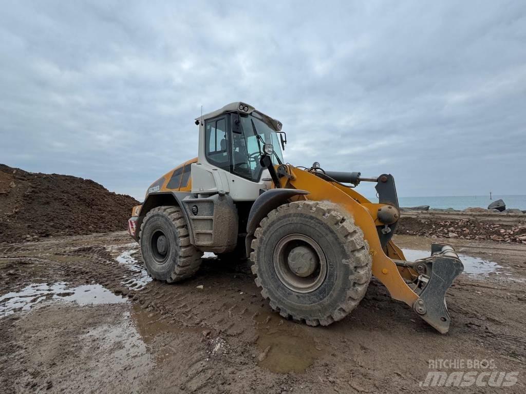 Liebherr L 538 Gumikerekes homlokrakodók