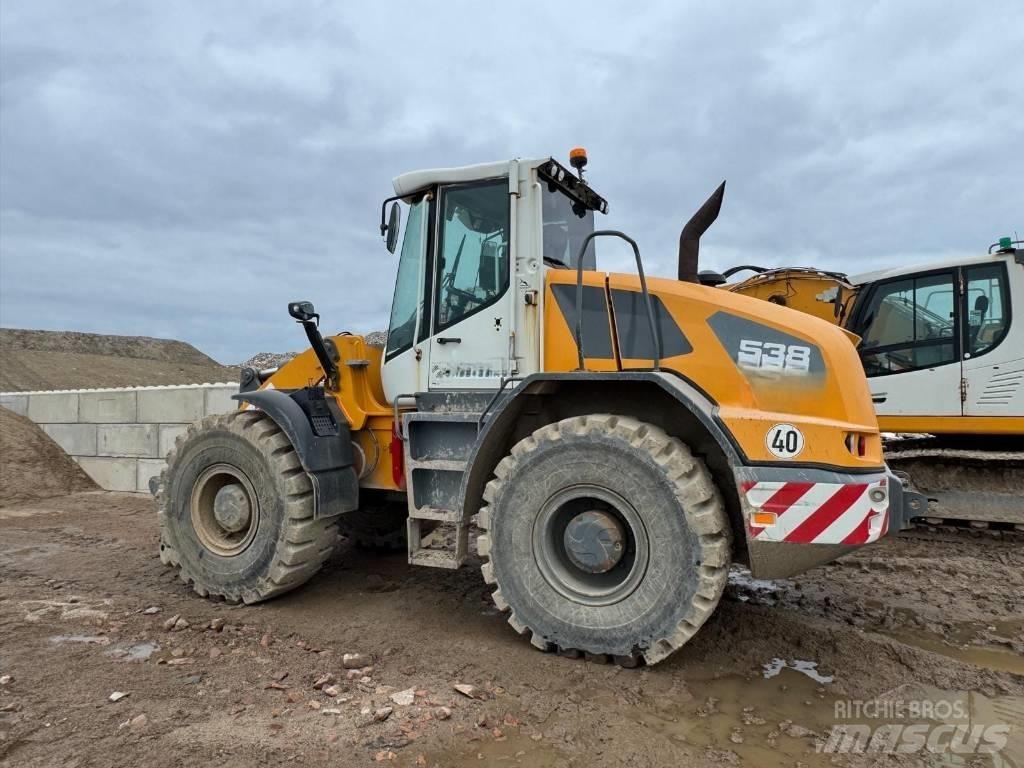 Liebherr L 538 Gumikerekes homlokrakodók