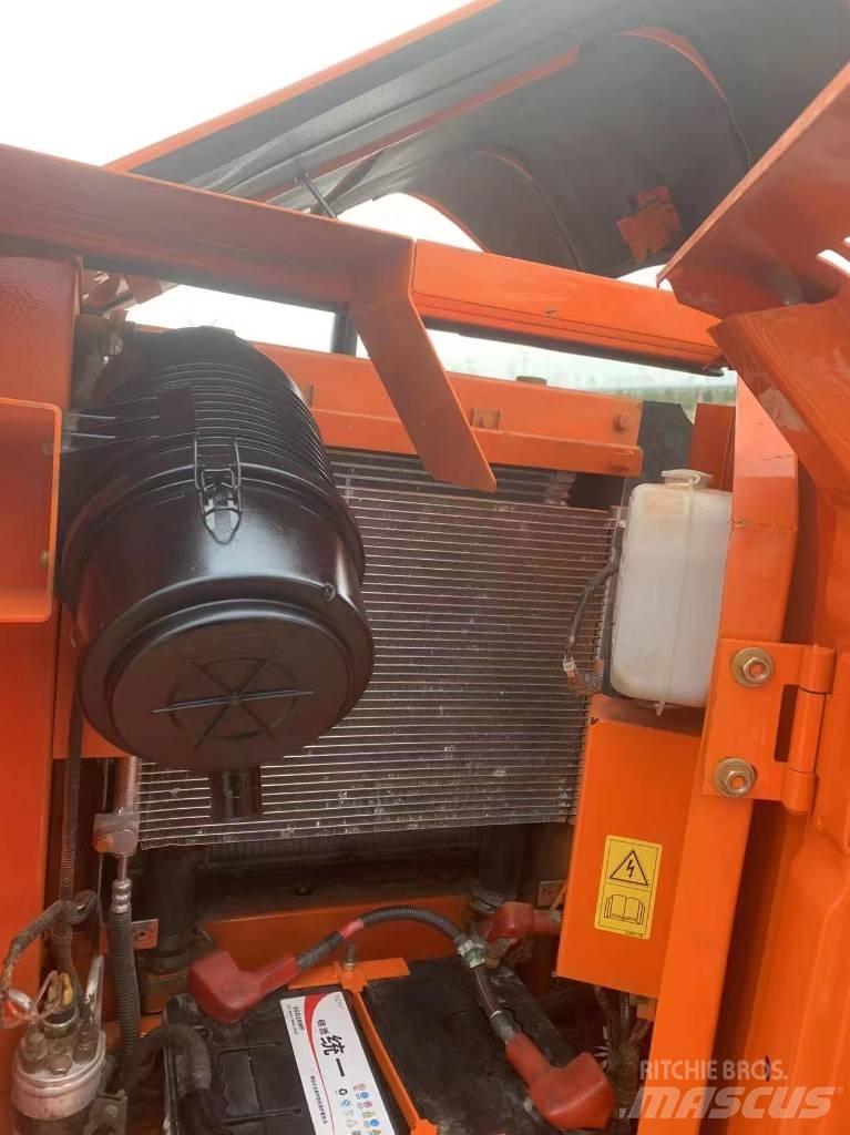 Hitachi ZX 60 Mini kotrók < 7t