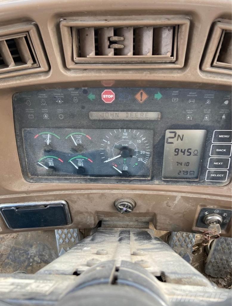 DEERE 544H Gumikerekes homlokrakodók