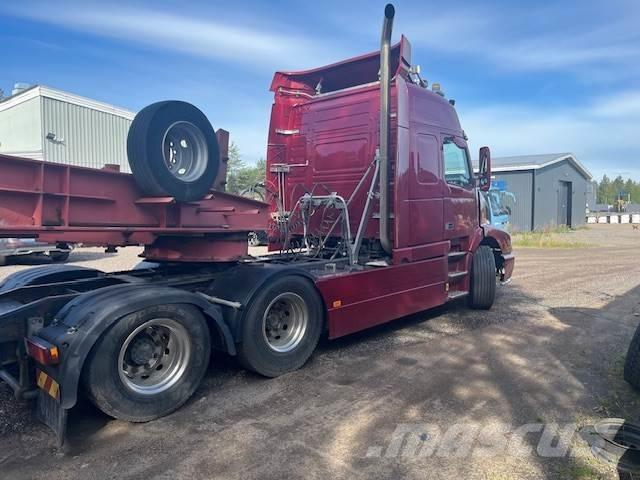 Volvo NH 12 Nyergesvontatók