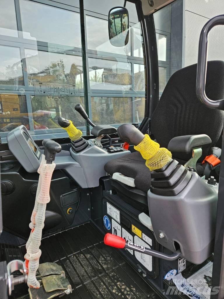 Yanmar SV 26 Mini kotrók < 7t