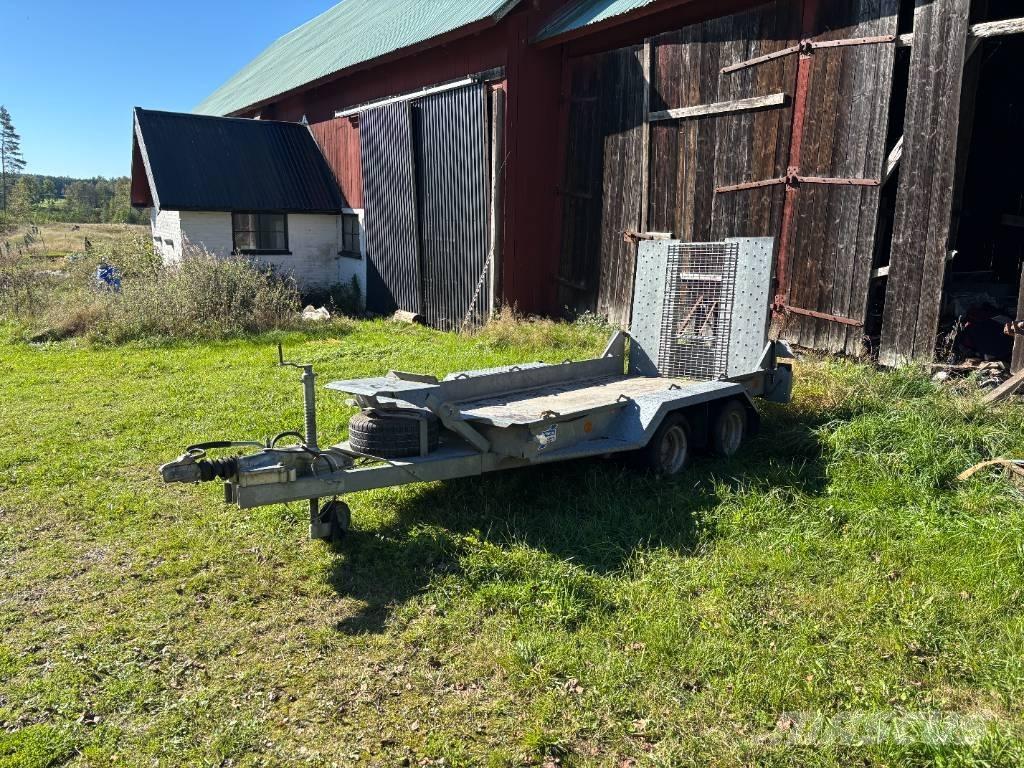 Ifor Williams 2 HB Mélybölcsős