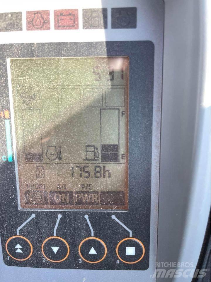 Hitachi ZX 35 Mini kotrók < 7t