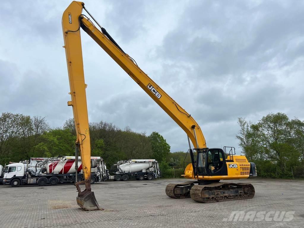 JCB JS 330 LC Lánctalpas kotrók