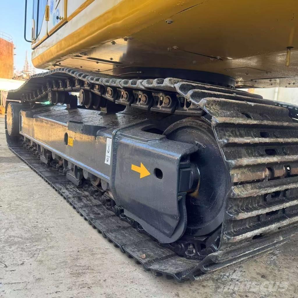 Komatsu PC 300 Lánctalpas kotrók