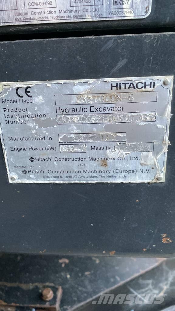 Hitachi ZX210LCN-6 Betakarítók