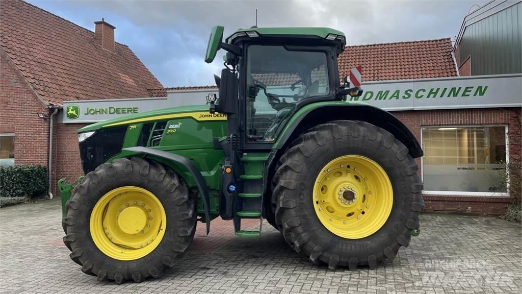 John Deere 7R330 Traktorok