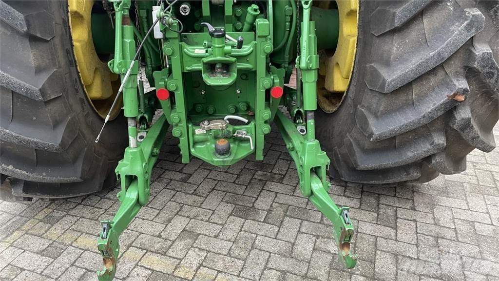 John Deere 7R330 Traktorok