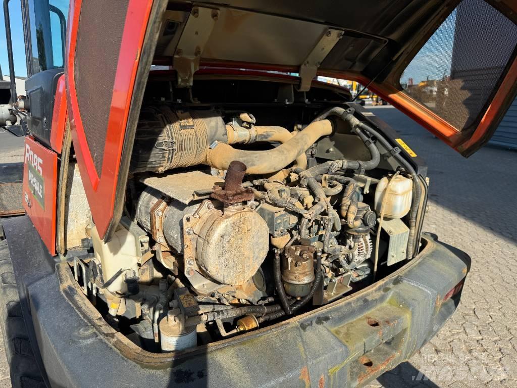 Kubota R085 Gumikerekes homlokrakodók