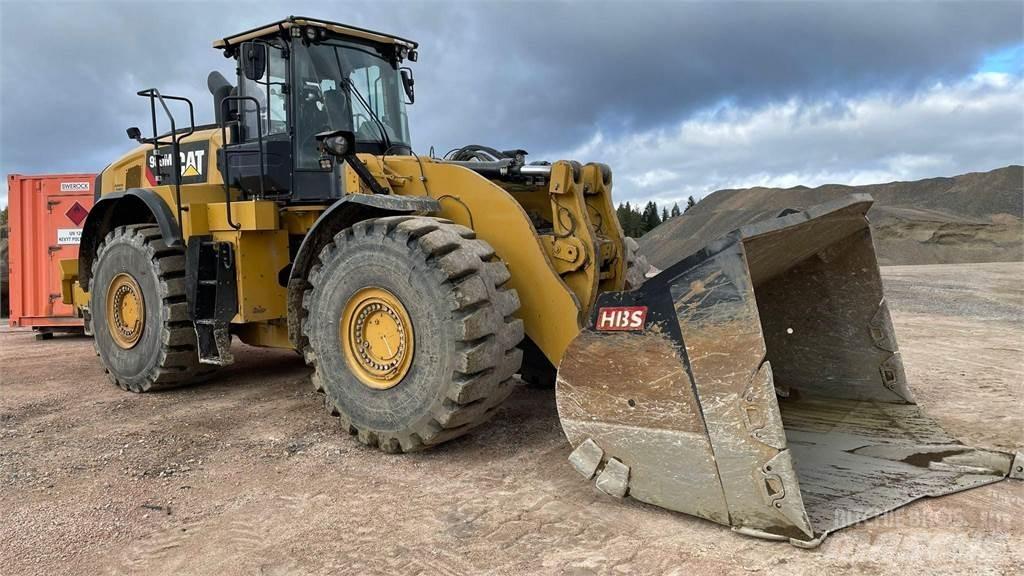 CAT 980 M Gumikerekes homlokrakodók