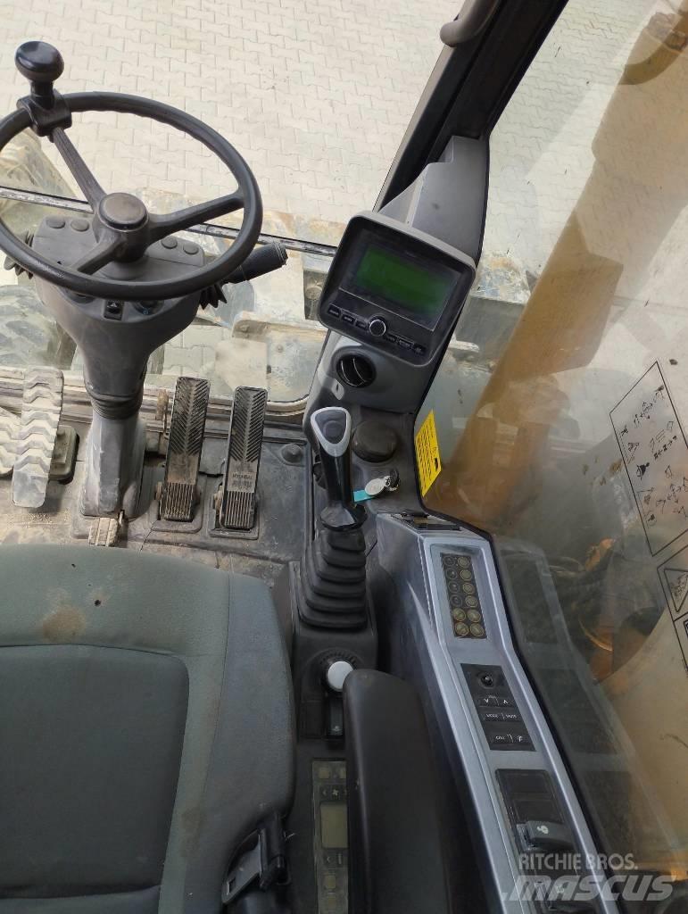 Hyundai 140W Közepes (midi) kotrók 7 t - 12 t