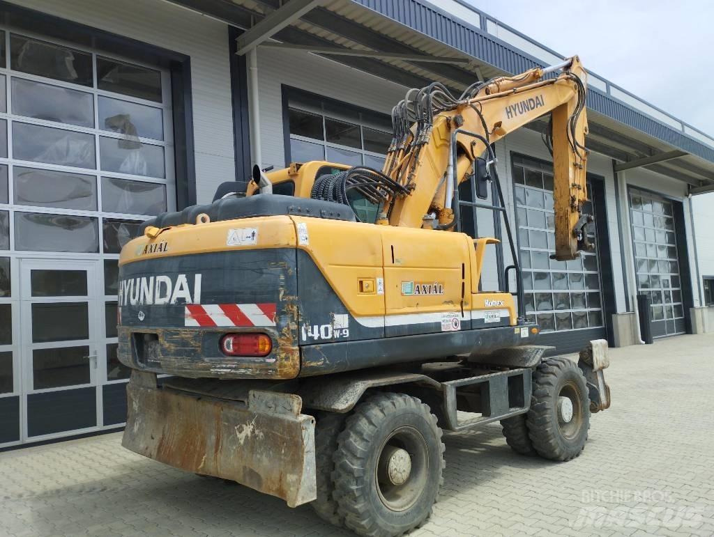 Hyundai 140W Közepes (midi) kotrók 7 t - 12 t