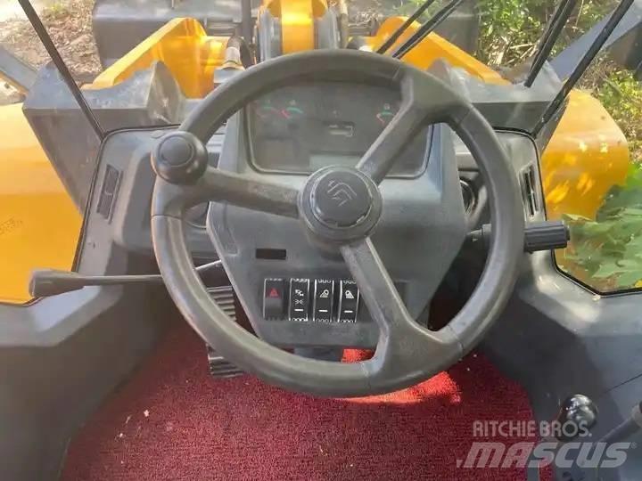 LiuGong 856 Gumikerekes homlokrakodók