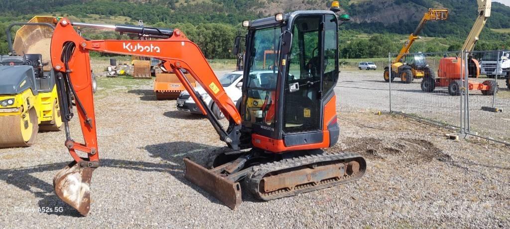 Kubota U 27-4 Mini kotrók < 7t