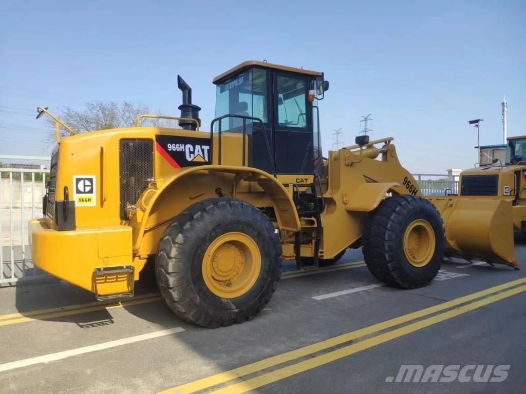 CAT 966 H Gumikerekes homlokrakodók