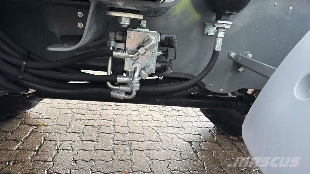 Kramer 5075 Gumikerekes homlokrakodók