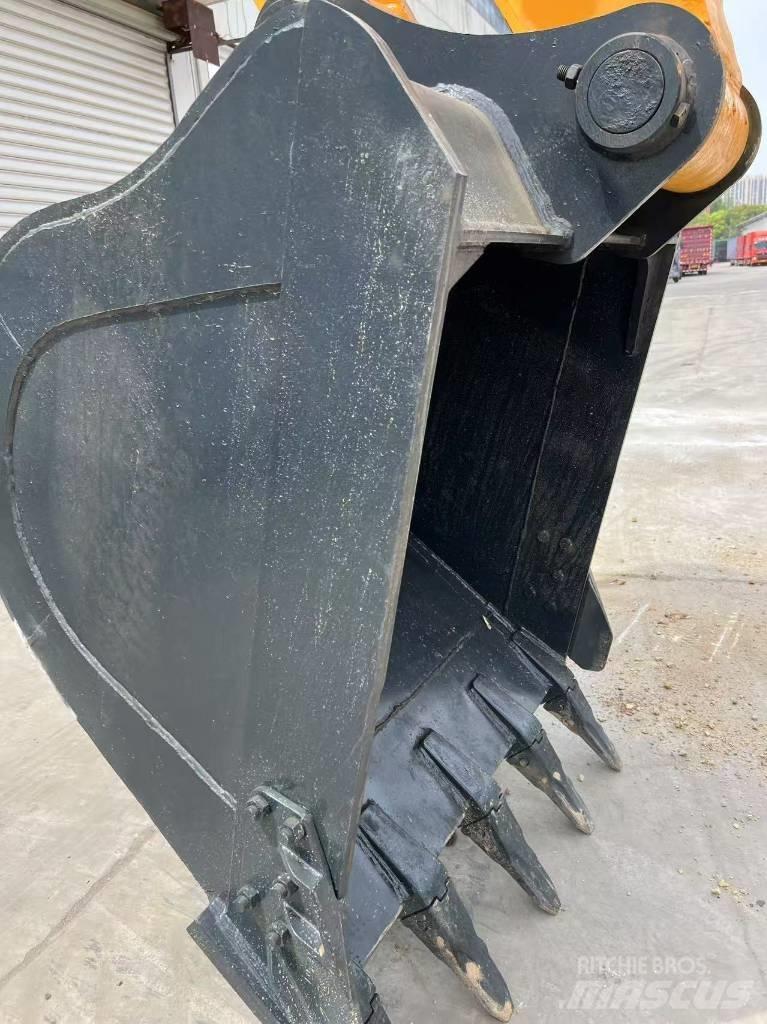 Hyundai R305LC-9T Lánctalpas kotrók