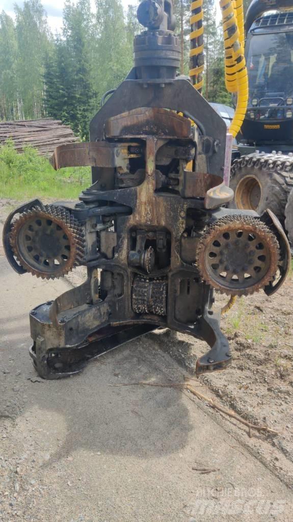 Ponsse SCORPION 8W Betakarítók