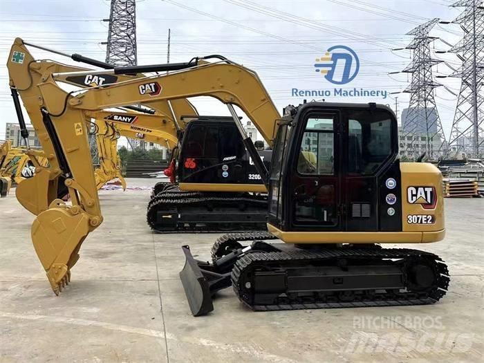 CAT 307E Mini kotrók < 7t
