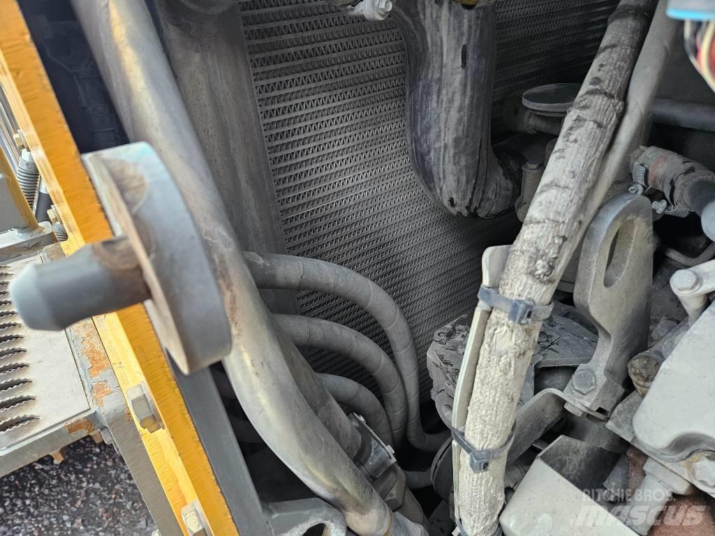 Liebherr PR 776 lánctalpas dózerek