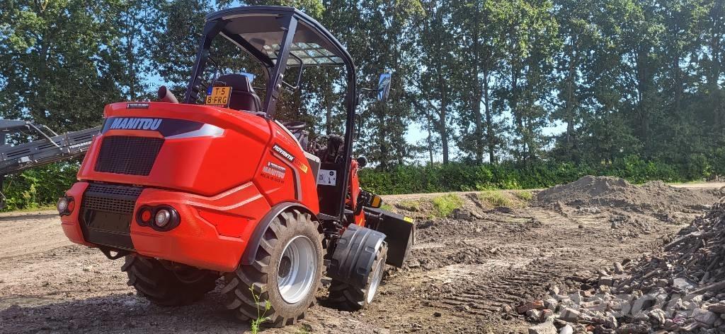 Manitou MLA 4-50 H Gumikerekes homlokrakodók