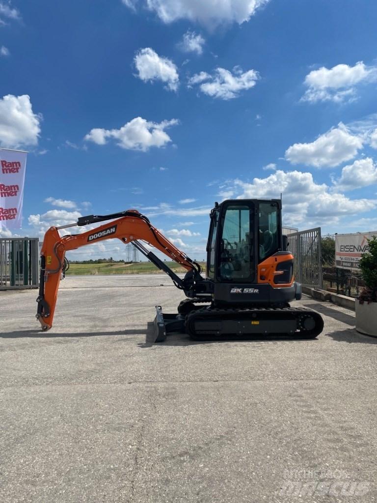 Doosan DX55r Mini kotrók < 7t
