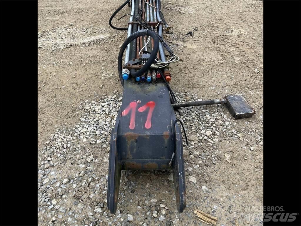 Loglift 210 Betakarító daruk
