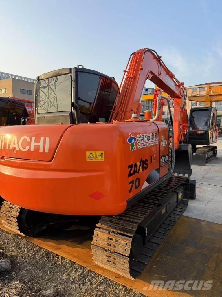 Hitachi Zaxis 70 Lánctalpas kotrók