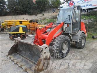 Atlas AR 60 Gumikerekes homlokrakodók