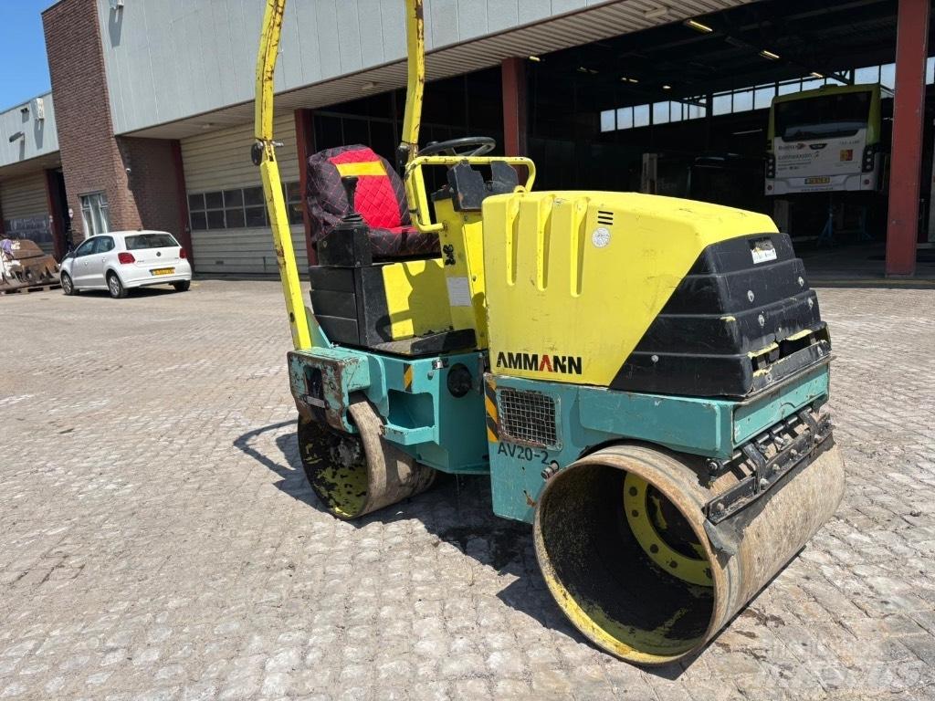 Ammann AV 20-2 Ikerdobos hengerek