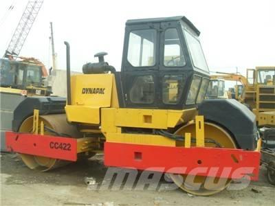 Dynapac CC 422 Ikerdobos hengerek
