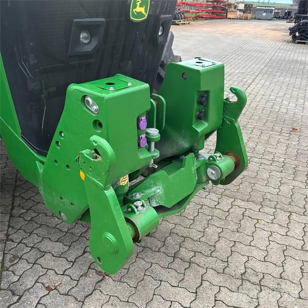 John Deere 8R340 Traktorok