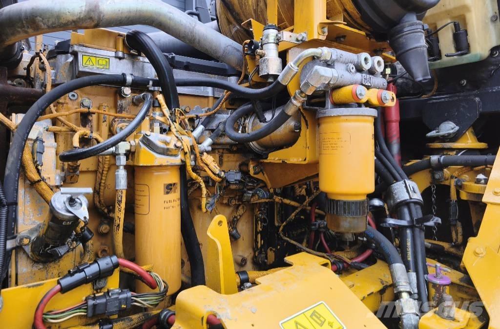 CAT 730 Csuklósdömperek