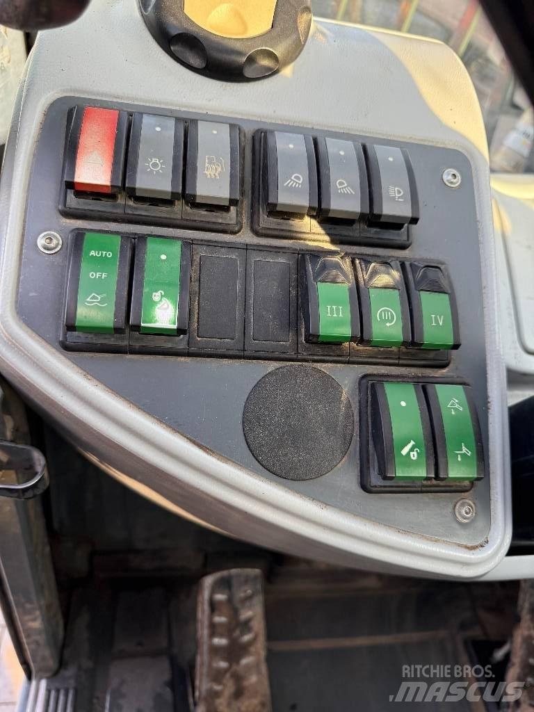 CLAAS 7040 Teleszkópos rakodók