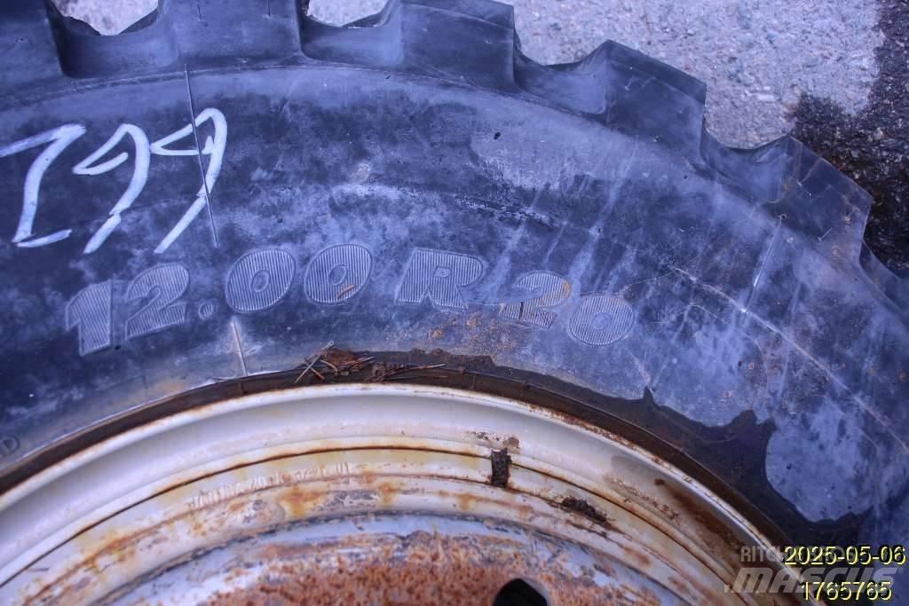 Michelin XMINED2 Gumiabroncsok, kerekek és felnik