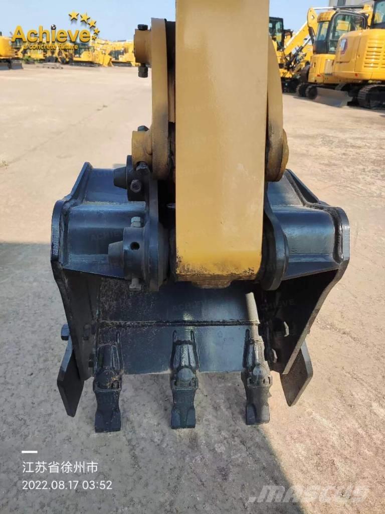 CAT 302CR Lánctalpas kotrók