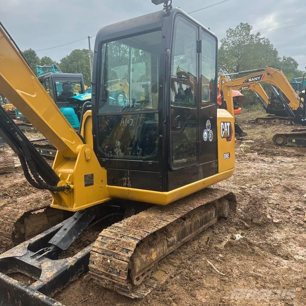 CAT 306E Lánctalpas kotrók