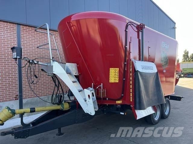 Peecon VME-240 Takarmánykeverők