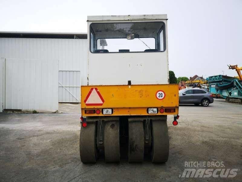 Bitelli RG248 Pneumatikus kerekes hengerek