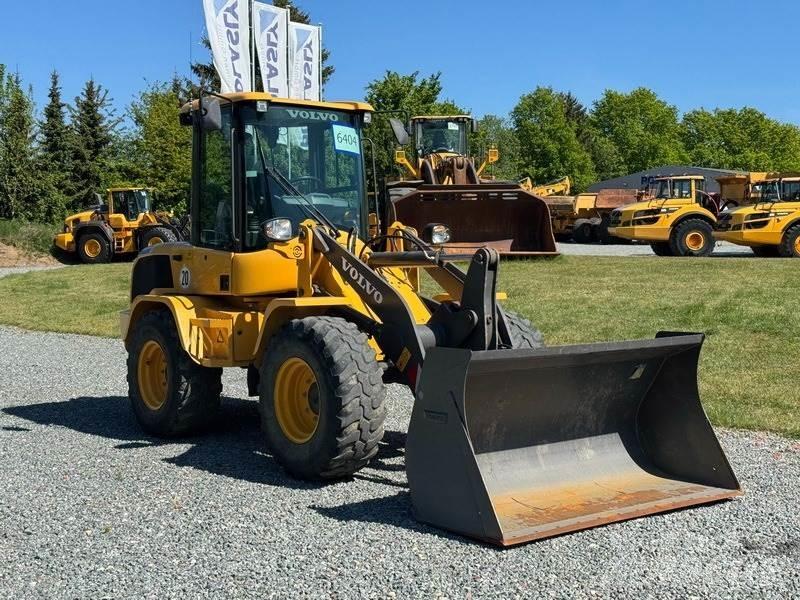 Volvo L 35 G Gumikerekes homlokrakodók