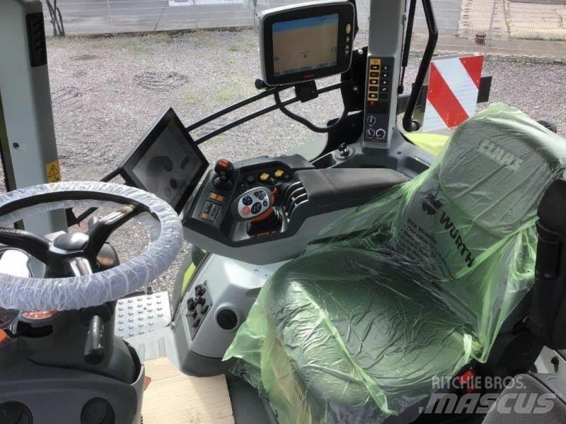 CLAAS AXION 810 Traktorok