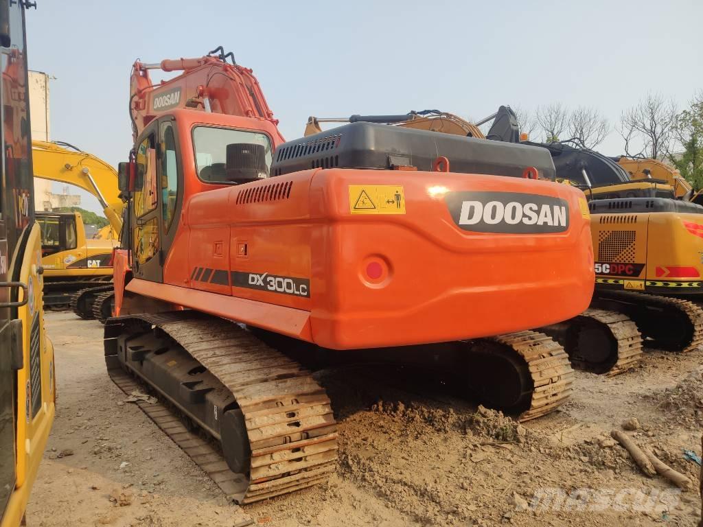 Doosan dx300 Lánctalpas kotrók