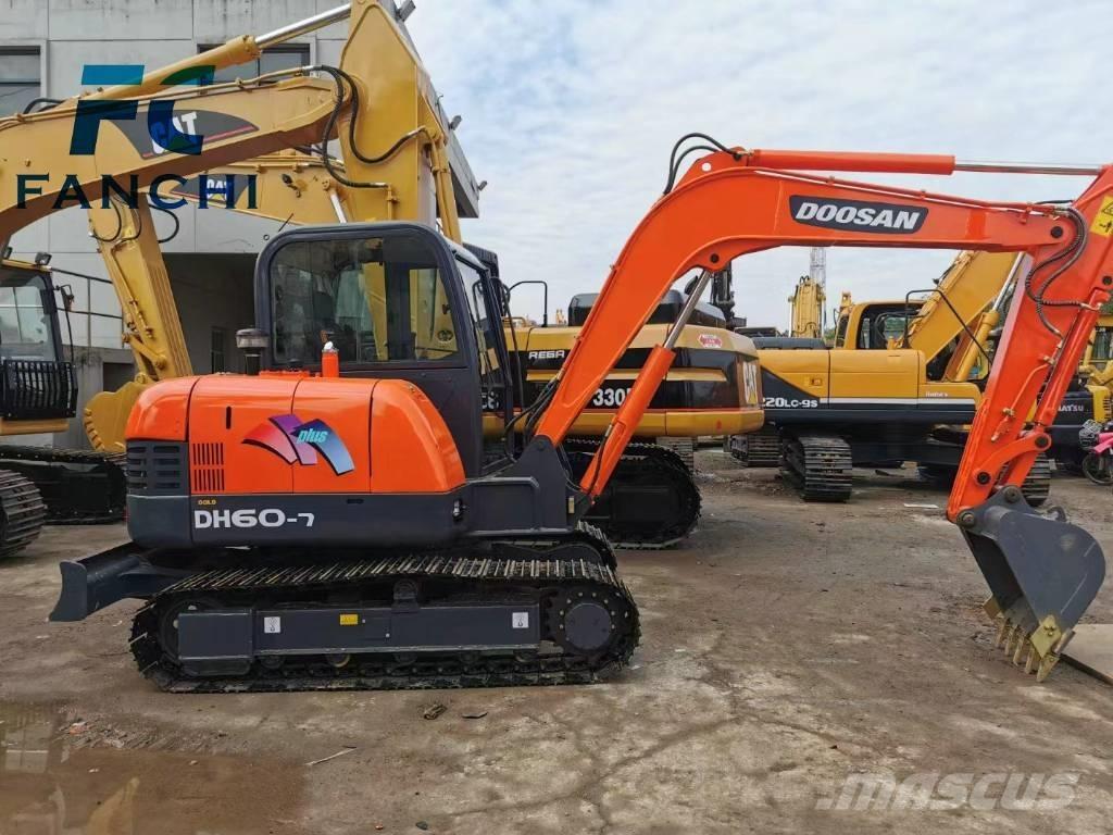 Doosan DH 60-7 Mini kotrók < 7t