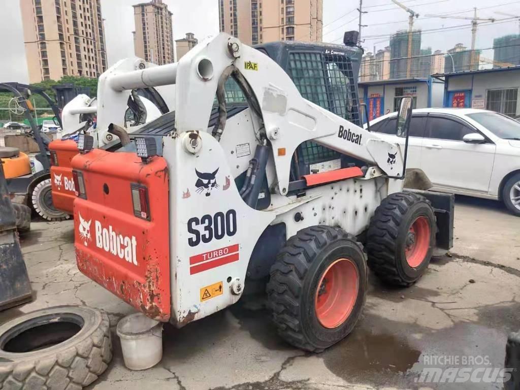 Bobcat S 300 Kompaktrakodók