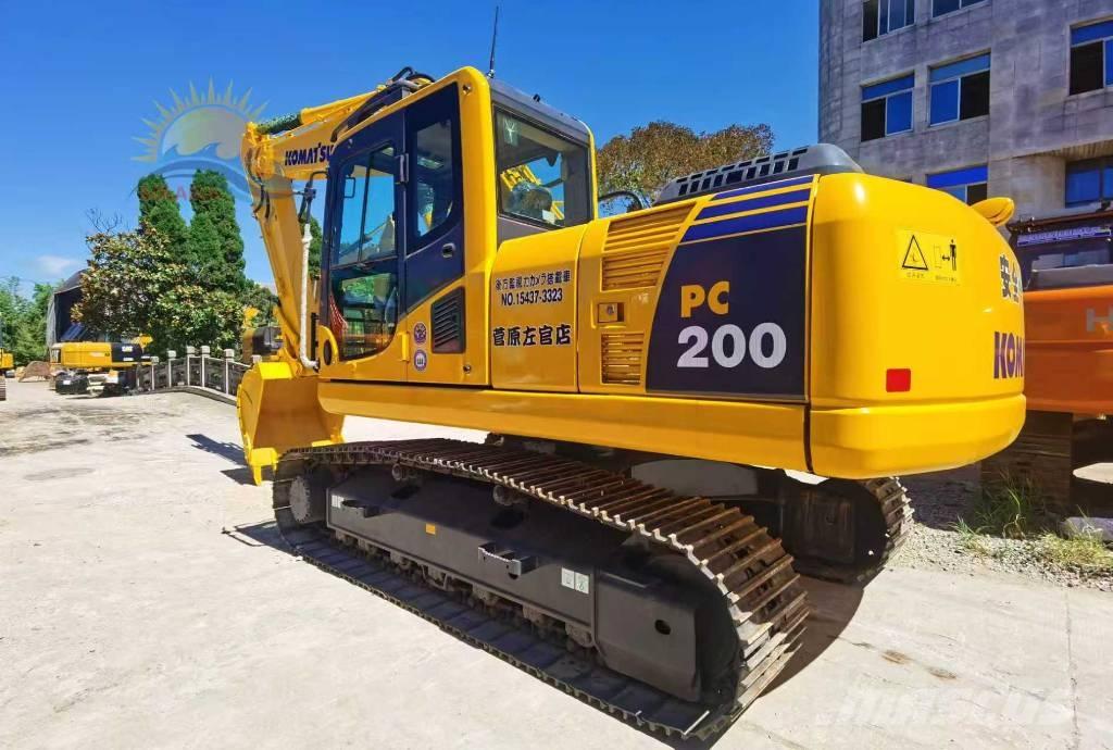 Komatsu PC 200-8 Lánctalpas kotrók