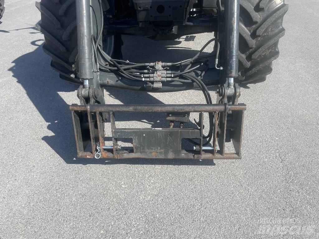 CASE MXM155 Traktorok